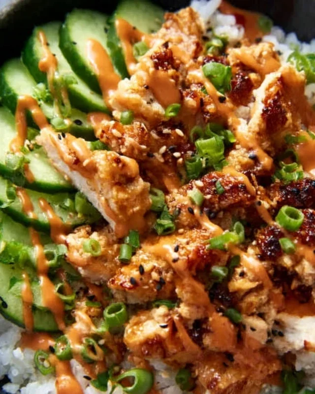 Spicy Honey-Gin Extract Extractger Chicken Bowls with Yum Yum Sauce